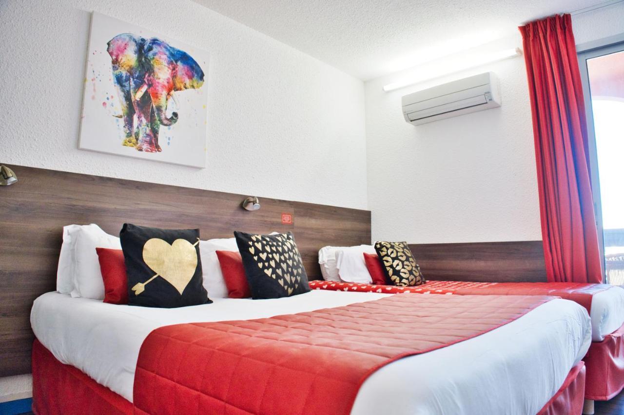 Cit'Hotel Des 2 Golfs Leucate Bagian luar foto
