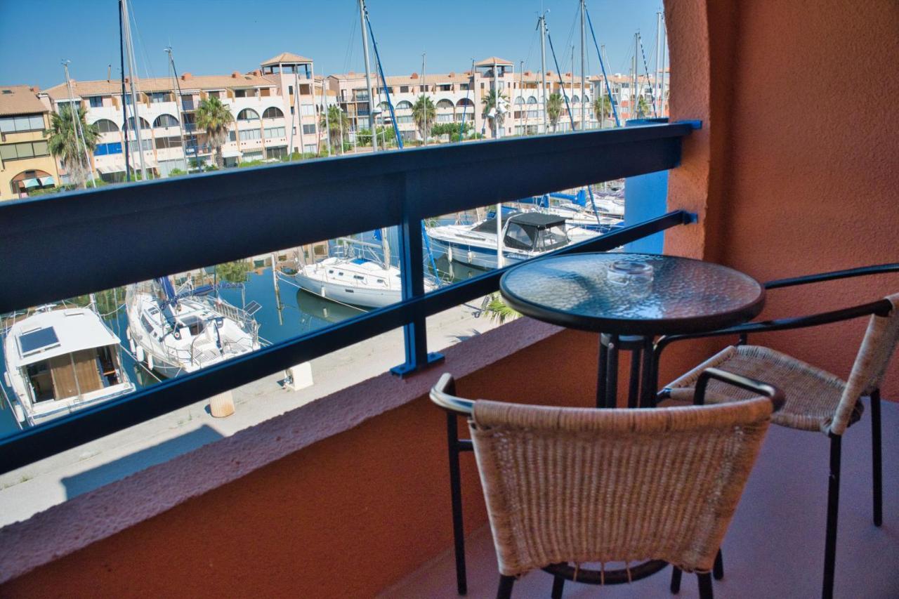 Cit'Hotel Des 2 Golfs Leucate Bagian luar foto