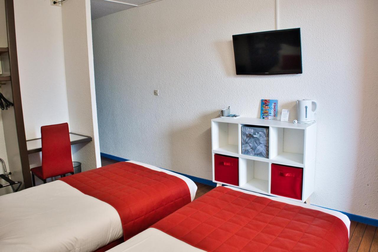 Cit'Hotel Des 2 Golfs Leucate Bagian luar foto